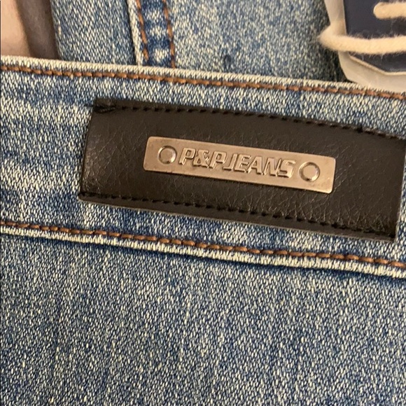 Jeans - Picture 3 of 5